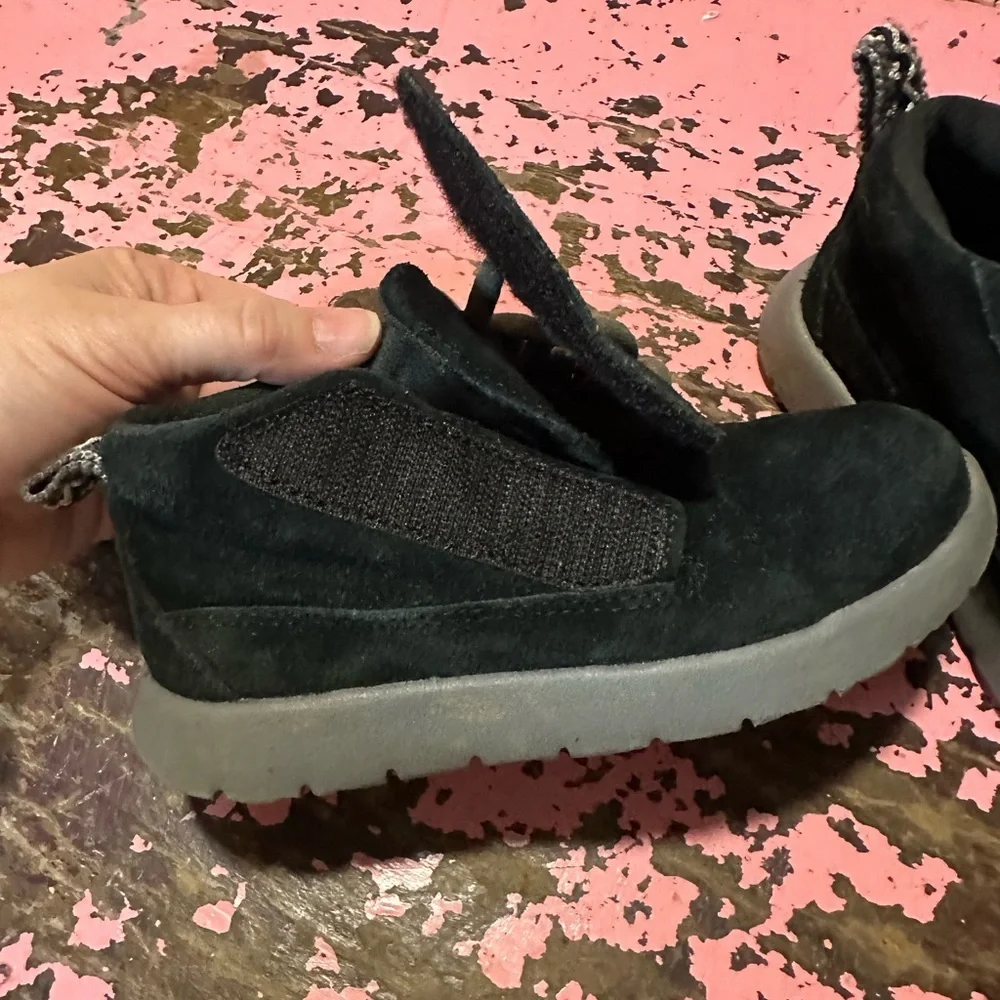 UGG black toddler boots size 10